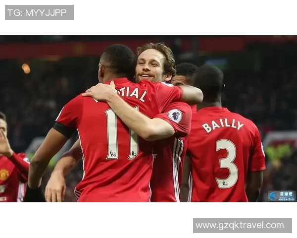 哈维西蒙斯崭露头角引发足球界热议未来潜力无限